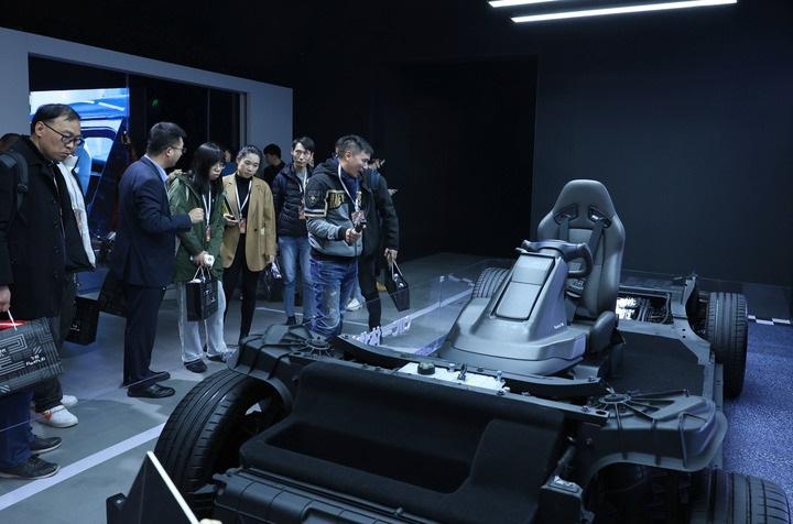 bestc:媒躰述評:中企拿起法律武器對美打壓說“不”